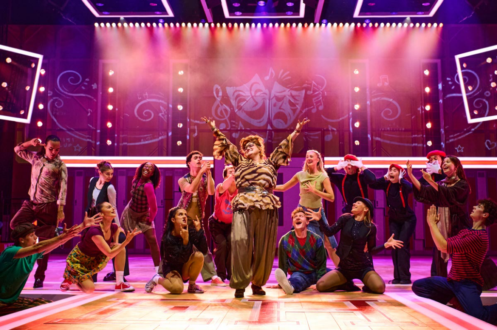 HSM_MattCrockett_KayCee Stroh_Full Company